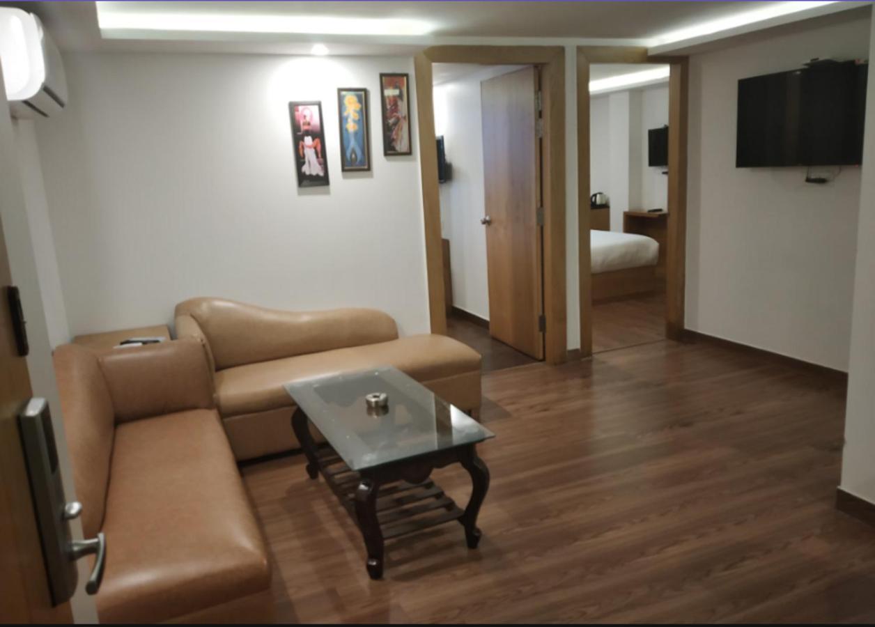 Yashshree Mussoorie Mall Road Экстерьер фото