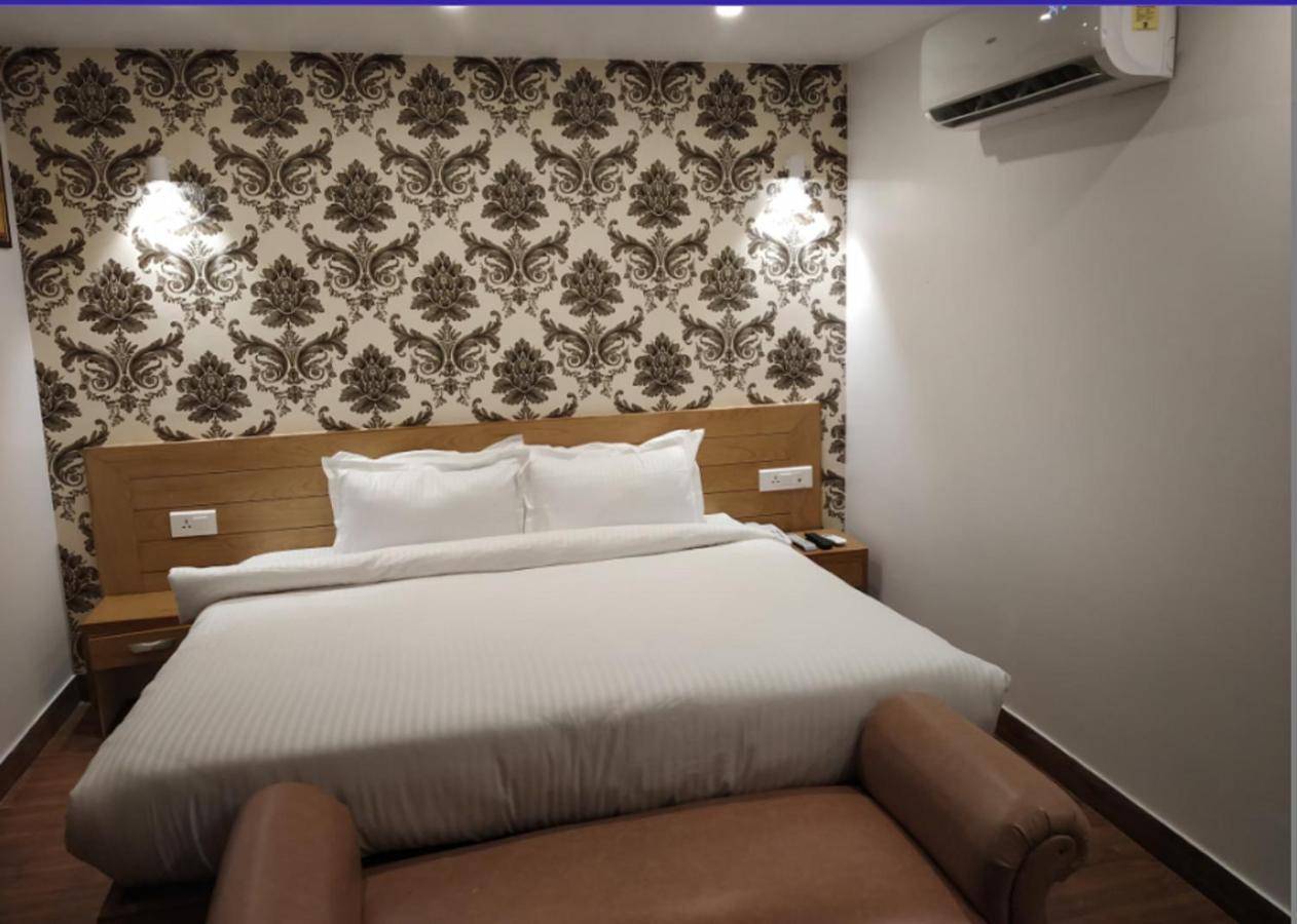 Yashshree Mussoorie Mall Road Экстерьер фото