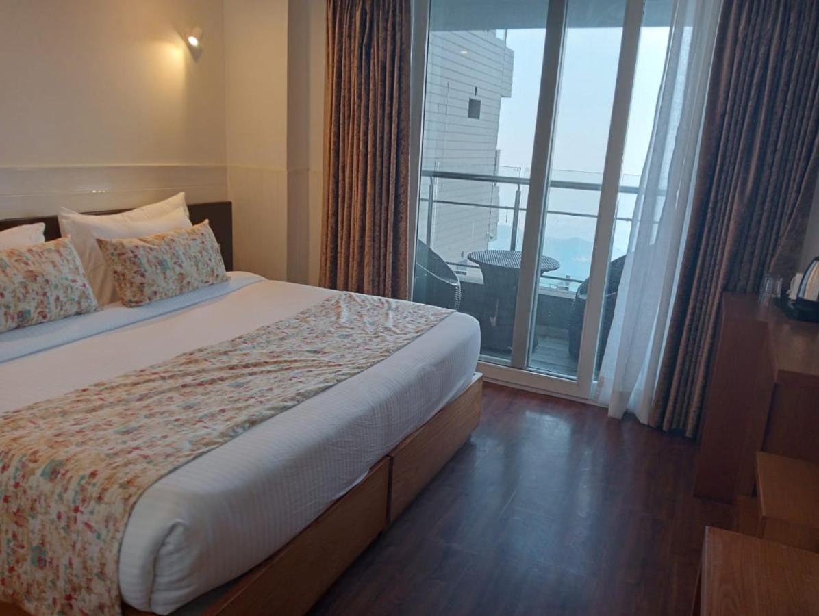 Yashshree Mussoorie Mall Road Экстерьер фото