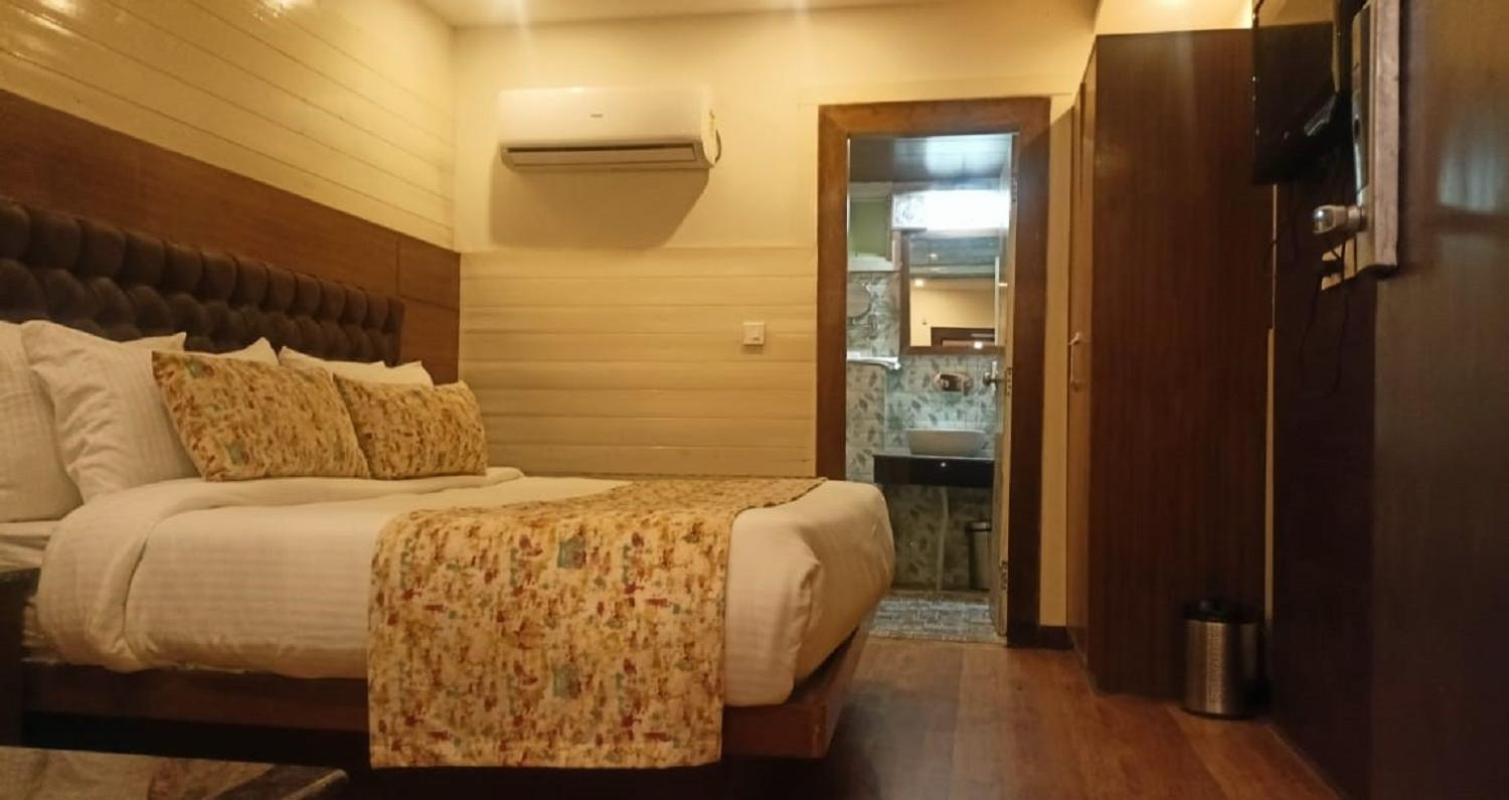 Yashshree Mussoorie Mall Road Экстерьер фото