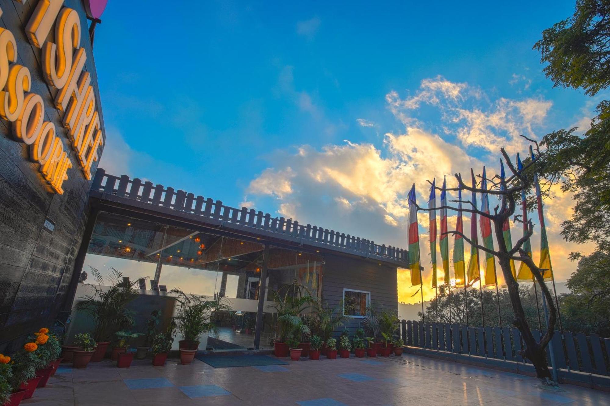 Yashshree Mussoorie Mall Road Экстерьер фото